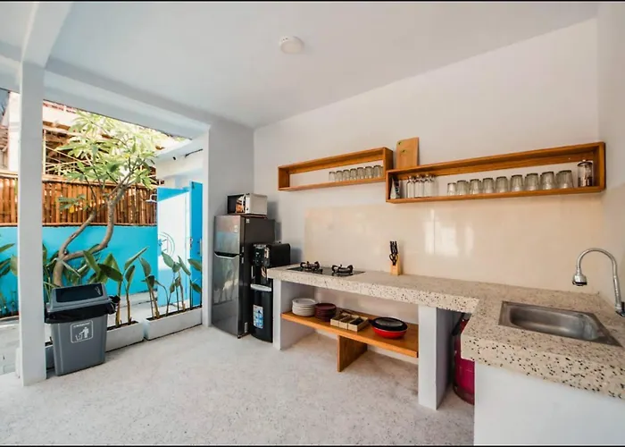 Affittacamere Greek House: W/desk + Shared Pool&kitchen /4 3*